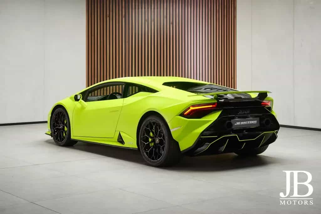 Lamborghini Huracán Tecnica 60ani Carbon Lift Racing Seats 01/2024-photo-16