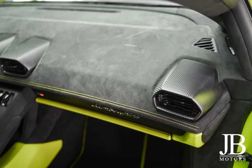 Lamborghini Huracán Tecnica 60ani Carbon Lift Racing Seats 01/2024-photo-29