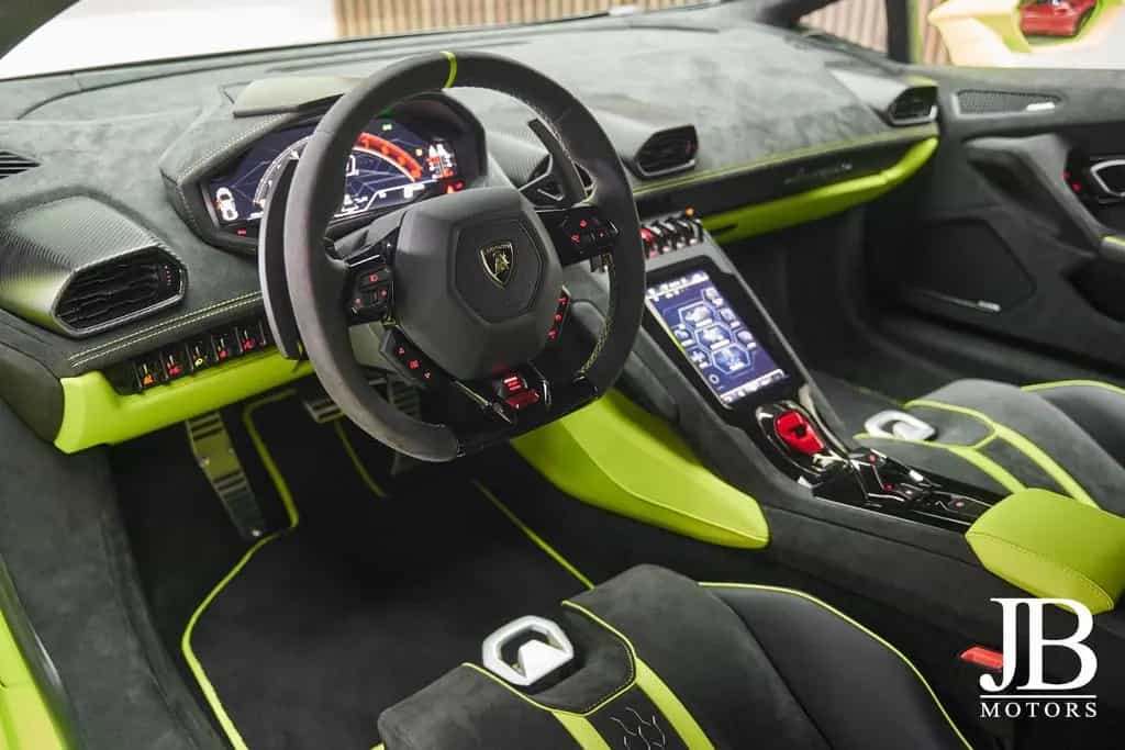 Lamborghini Huracán Tecnica 60ani Carbon Lift Racing Seats 01/2024-photo-33