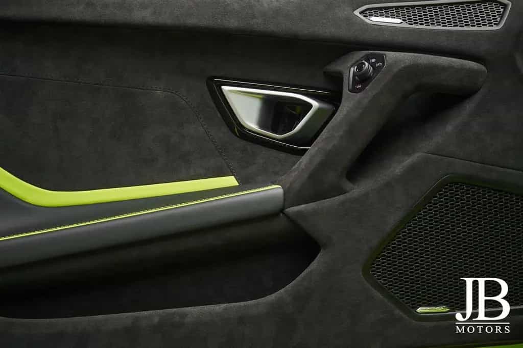 Lamborghini Huracán Tecnica 60ani Carbon Lift Racing Seats 01/2024-photo-42
