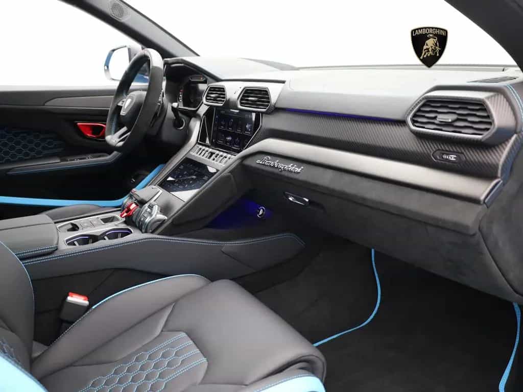 Lamborghini Urus Performante I Lamborghini Hamburg 08/2023-photo-6