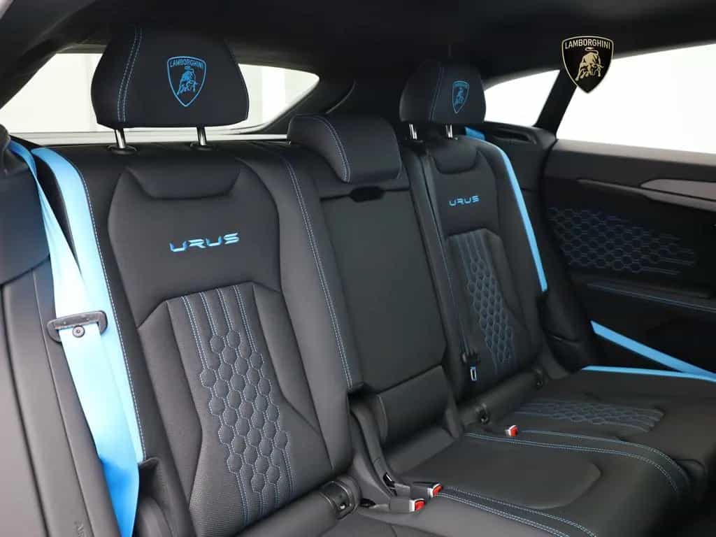 Lamborghini Urus Performante I Lamborghini Hamburg 08/2023-photo-9