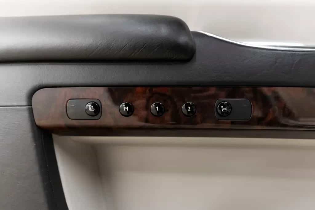 Rolls-Royce Ghost V12 TWO TONE FACELIFT STERNHIMMEL KÜHLBOX 10/2011-photo-21