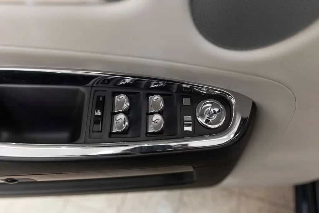 Rolls-Royce Ghost V12 TWO TONE FACELIFT STERNHIMMEL KÜHLBOX 10/2011-photo-22