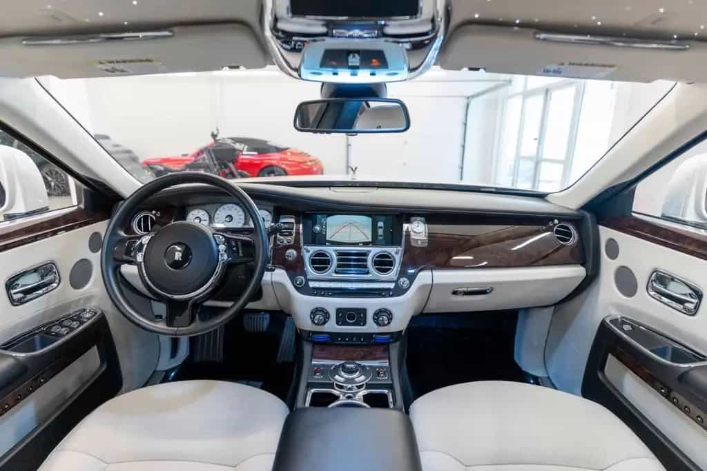 Rolls-Royce Ghost V12 TWO TONE FACELIFT STERNHIMMEL KÜHLBOX 10/2011-photo-3