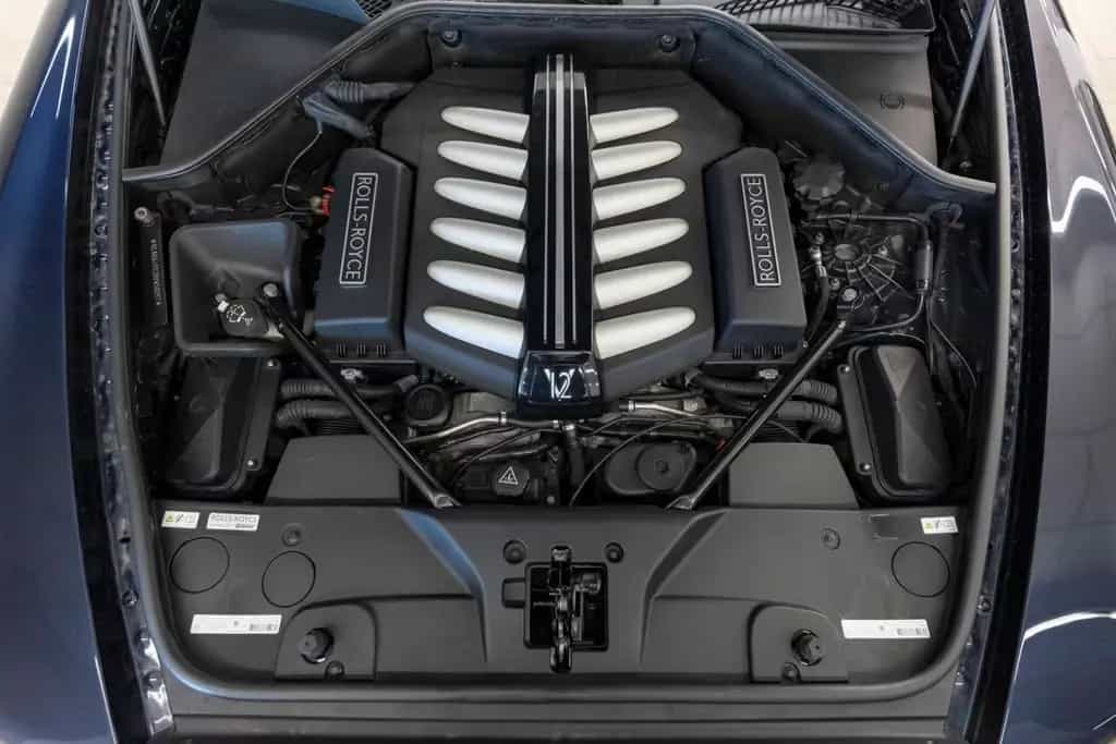Rolls-Royce Ghost V12 TWO TONE FACELIFT STERNHIMMEL KÜHLBOX 10/2011-photo-40