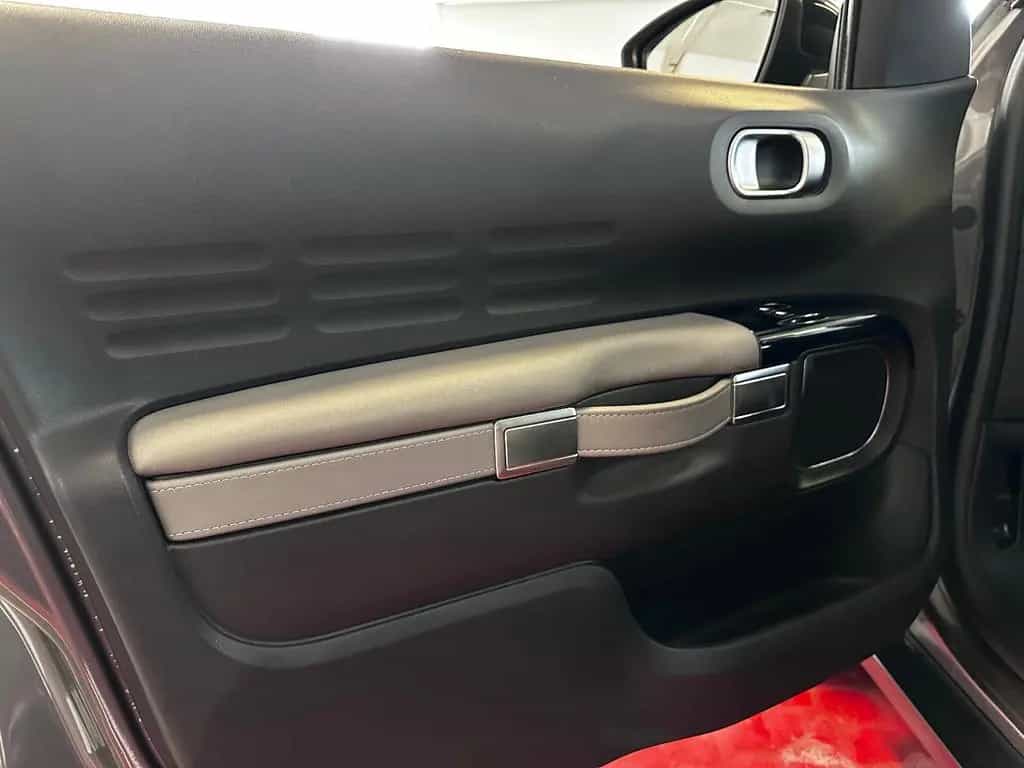 Citroën C4 Cactus VTR Sport//Zahnriemen Neu//Apple 07/2020-photo-13
