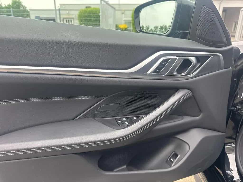 BMW 4 Series xDrive M Sport Schiebedach LED 12/2021-photo-23