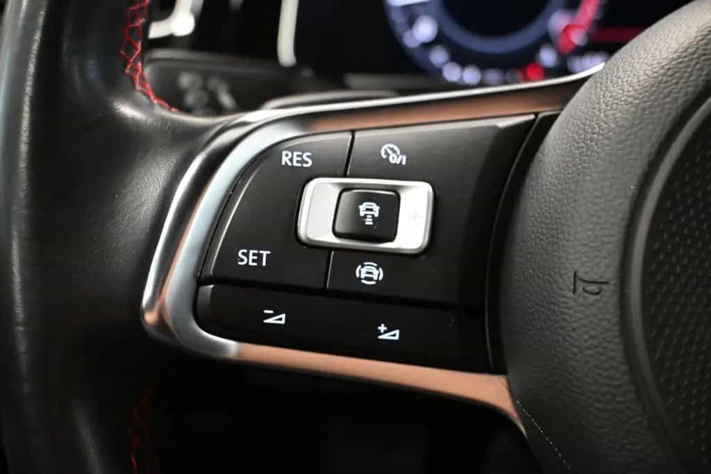Volkswagen Golf GTI Performance *VIRTUAL *DYNAUDIO *ACC 03/2019-photo-20