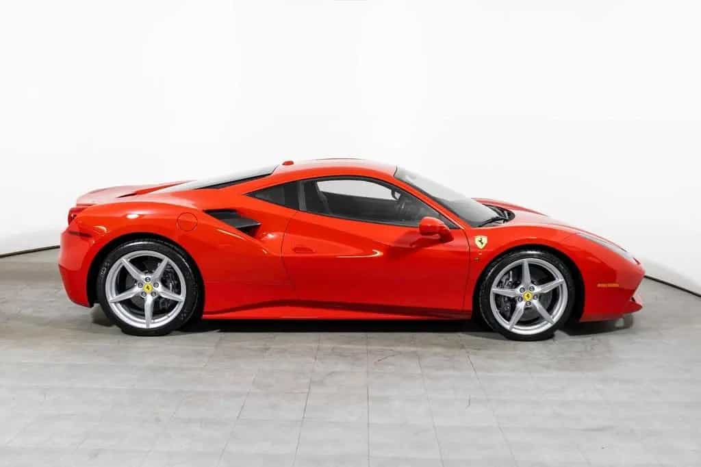 Ferrari 488 GTB V8 2900,00 LEASING FULL INCLUSIV 01/2020-photo-4