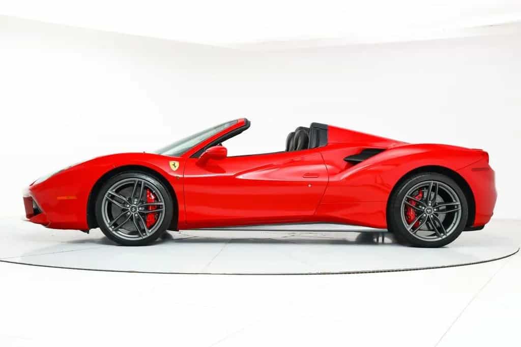 Ferrari 488 Spider V8 3500,00 LEASING FULL INCLU 03/2019-photo-1