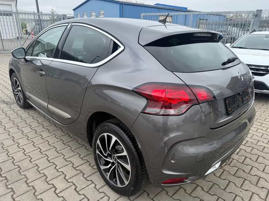 DS Automobiles DS4 DS 4 Basis 05/2016-photo-10