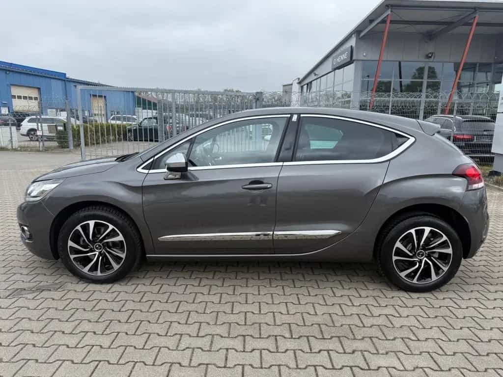 DS Automobiles DS4 DS 4 Basis 05/2016-photo-12
