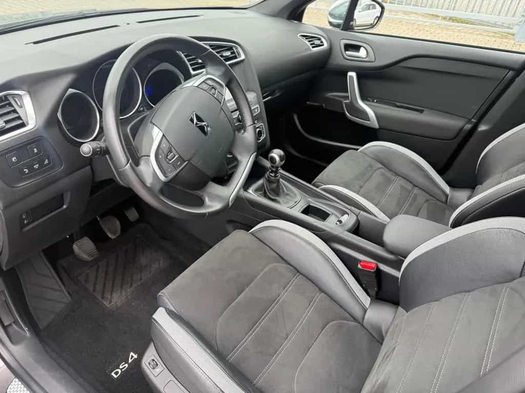 DS Automobiles DS4 DS 4 Basis 05/2016-photo-14