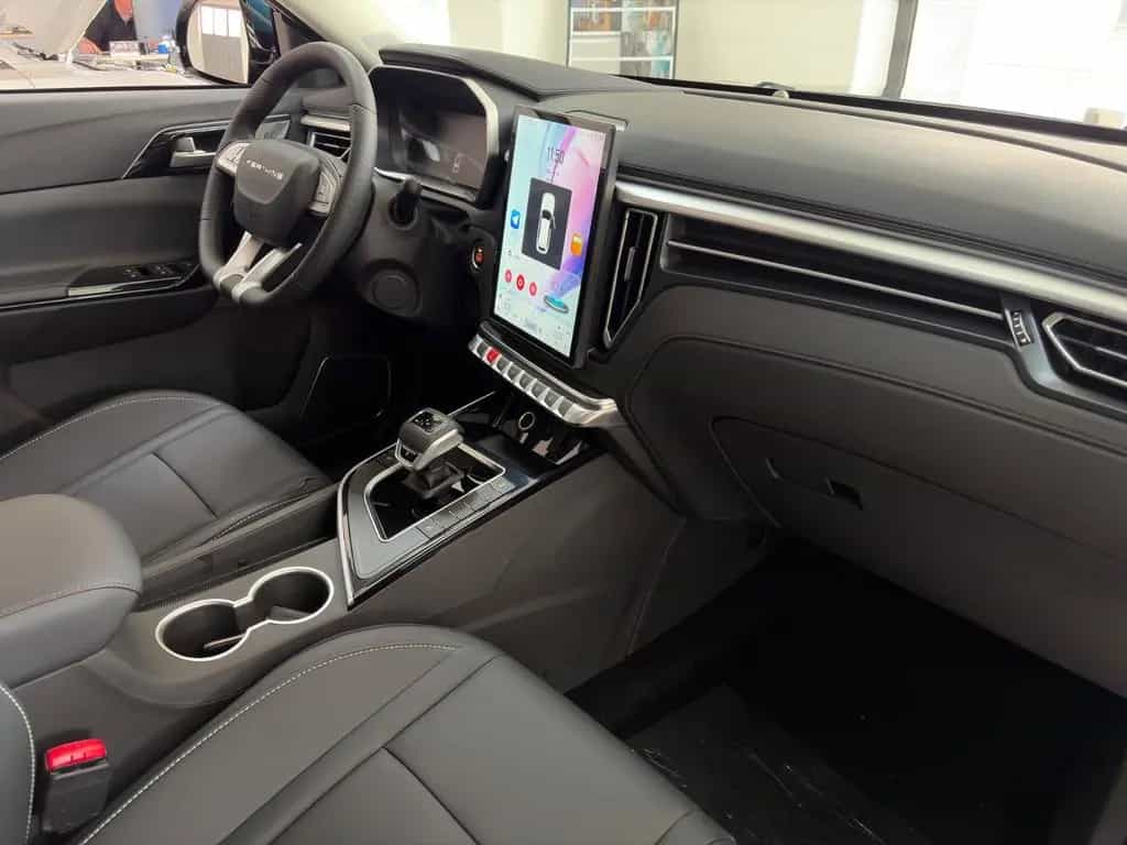 DFSK Other DFM Forthing 3 Autom. CarPlay Kamera LED Pano null-photo-21