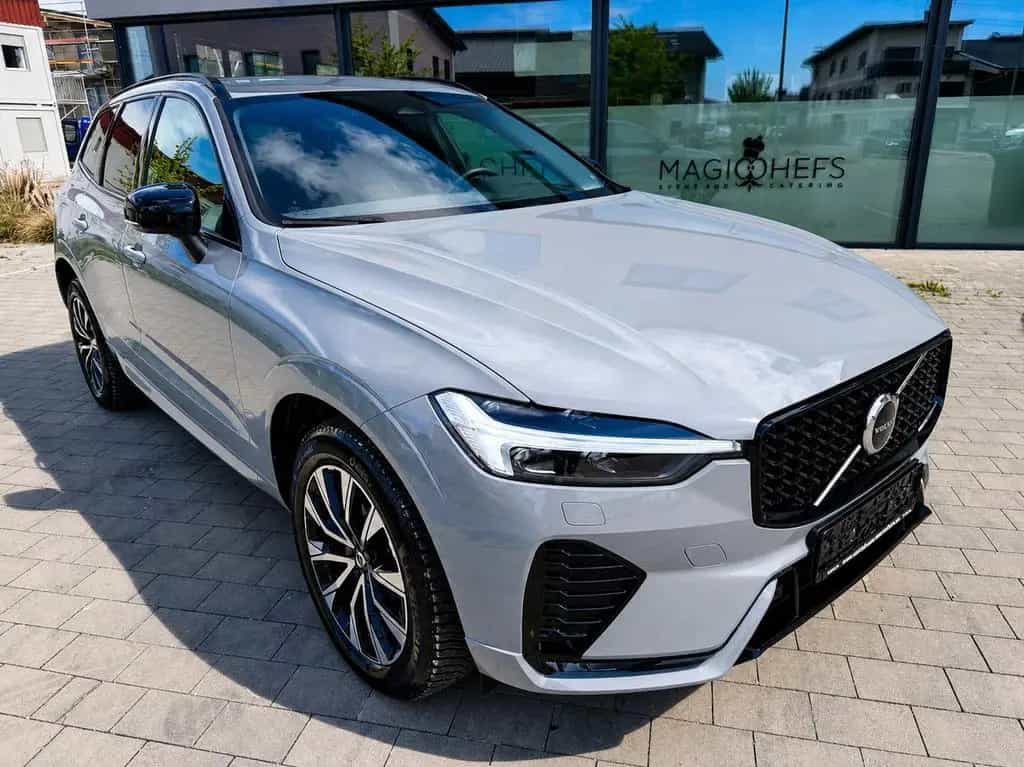 Volvo XC60 B4 Hybrid Plus Dark LED LEDER ALU KAM 11/2023-photo-4