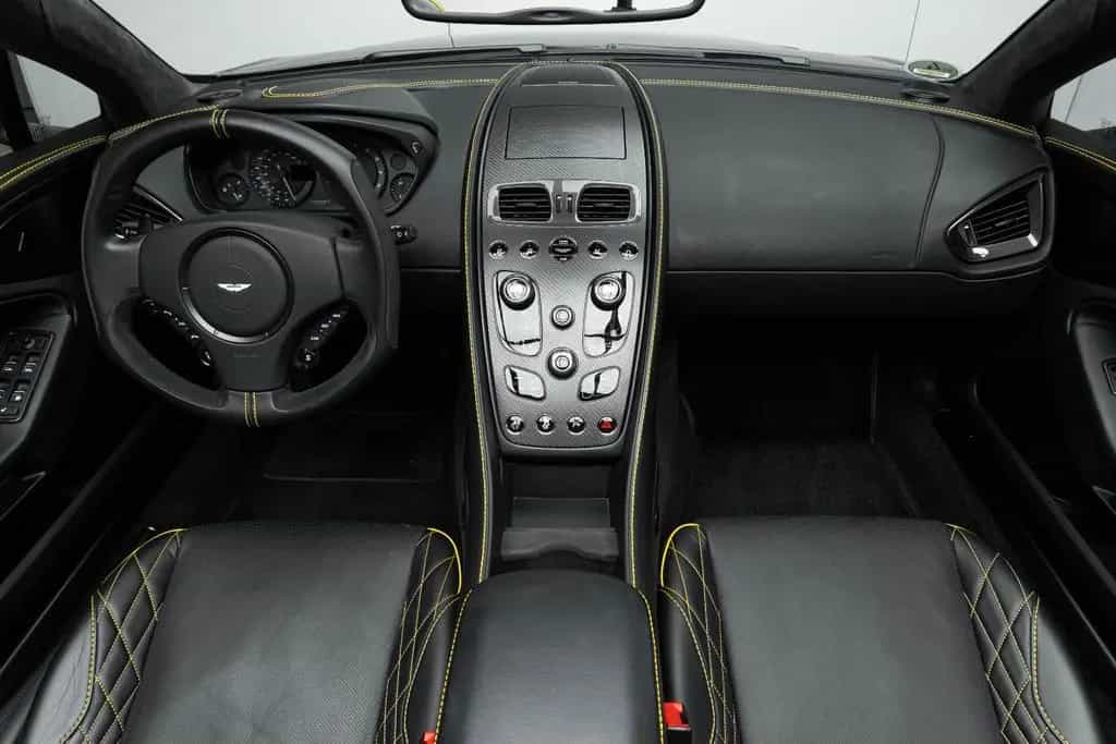 Aston Martin Vanquish S Volante*Carbon*Full-Service*B&O 03/2018-photo-12