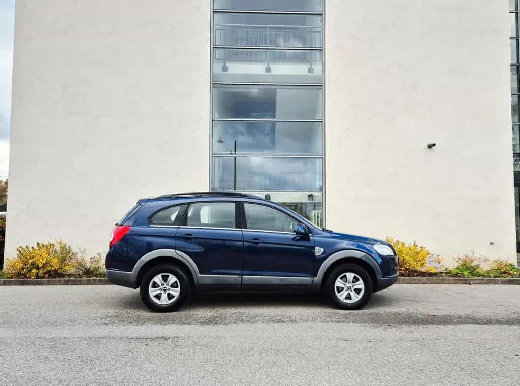 Chevrolet Captiva 2.4 LS 2WD 10/2009-photo-1