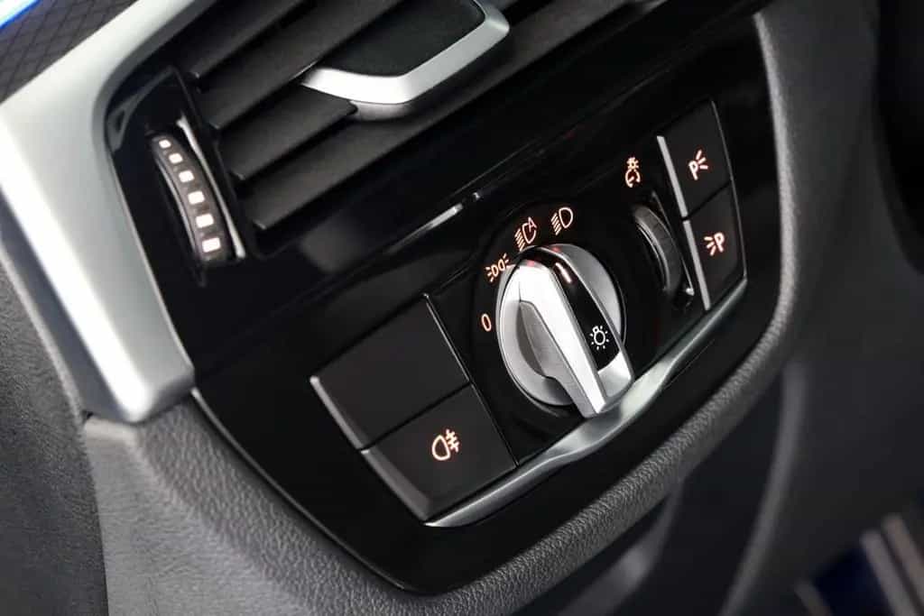 BMW 5 Series d xDrive Touring M Sport LASER ACC HUD AHK 06/2022-photo-16