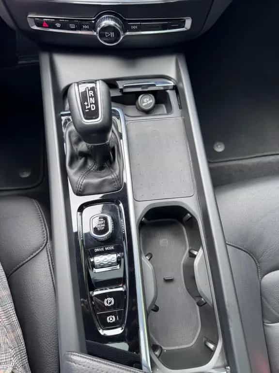 Volvo V60 Kombi Diesel,Automatik,Leder,Pan,Shz,LED,360 11/2020-photo-20