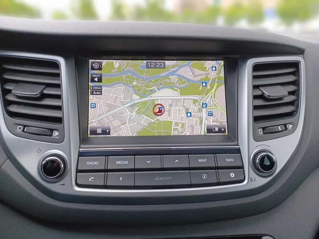 Hyundai TUCSON Lederpolster PDC SHZ LEDER KAMERA NAVI 06/2016-photo-12