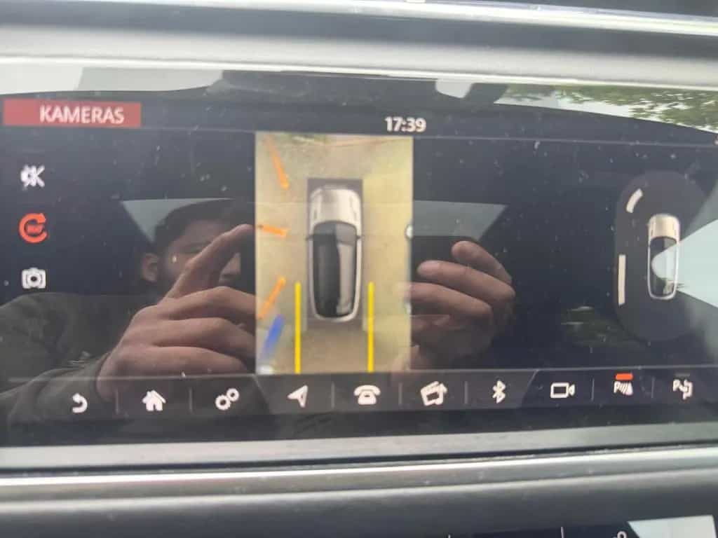 Land Rover Range Rover Rover Velar R-Dynamic HSE 300D PANO LUFT 08/2018-photo-15