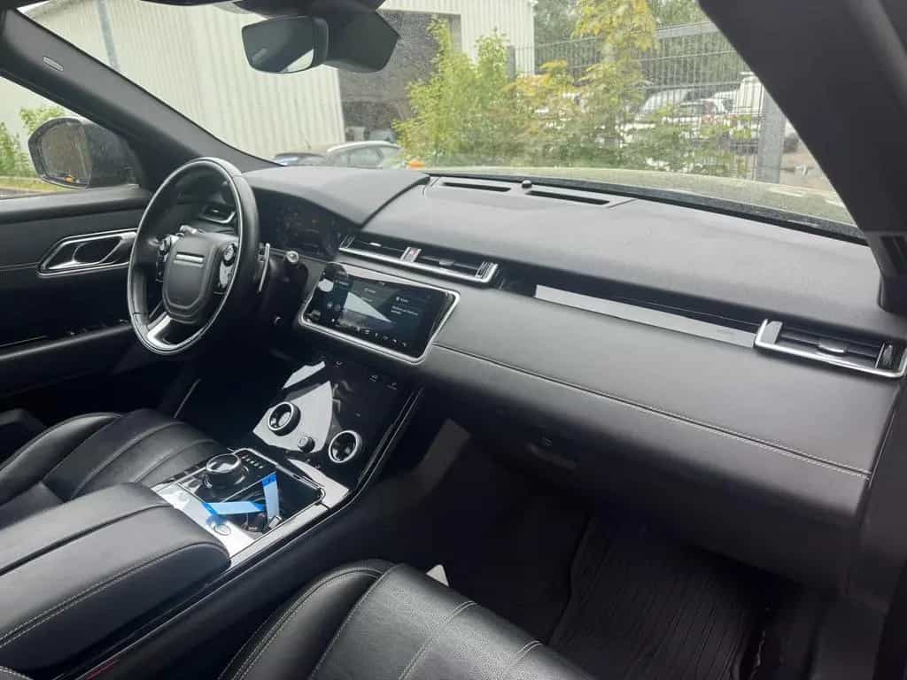 Land Rover Range Rover Rover Velar R-Dynamic HSE 300D PANO LUFT 08/2018-photo-4