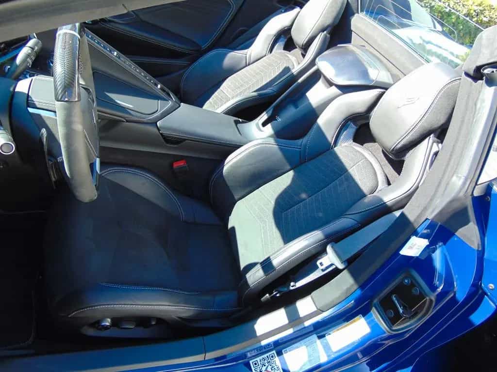 Corvette C8 E-Ray 3LZ Europamodell Front Lift Carbonfelge 07/2025-photo-3