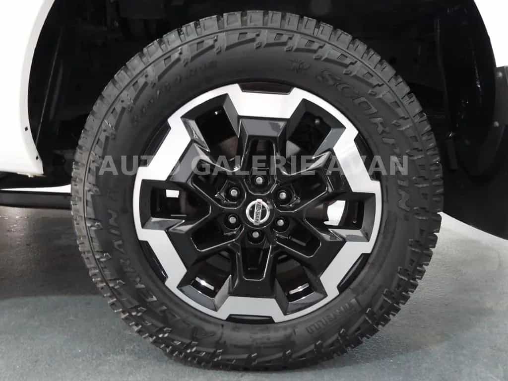 Nissan Navara NP300 N-CONNECTA KING CAB 4x4 05/2021-photo-17