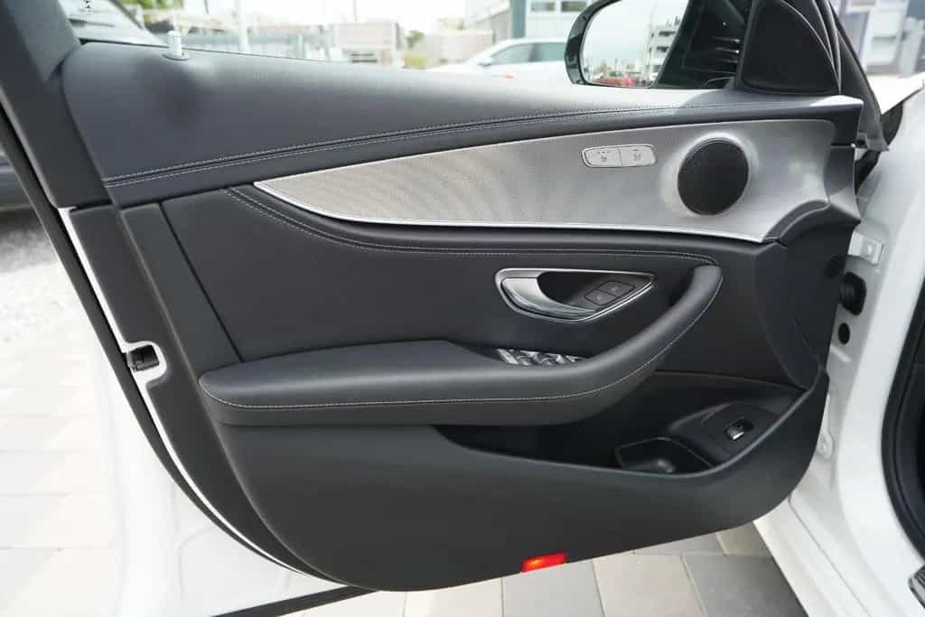 Mercedes-Benz E 200 T*2.Hand*AMG Night Paket*Kamera*MBUX*SHZ* 12/2017-photo-30