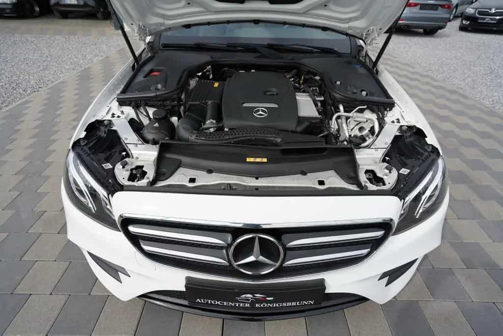 Mercedes-Benz E 200 T*2.Hand*AMG Night Paket*Kamera*MBUX*SHZ* 12/2017-photo-36