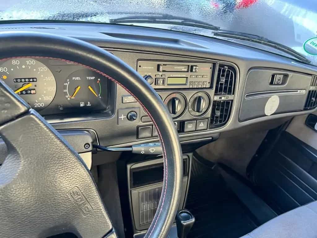 Saab 900 900 07/1988-photo-12