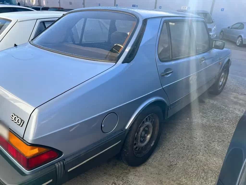 Saab 900 900 07/1988-photo-1