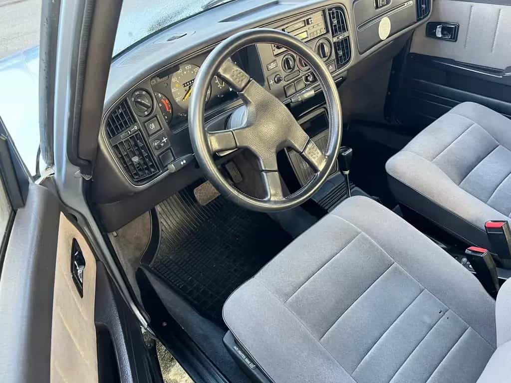 Saab 900 900 07/1988-photo-8