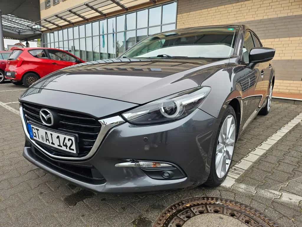 Mazda 3 2.0 SKYACTIV-G 120 Sports-Line Auto Sports... 04/2018-photo-0