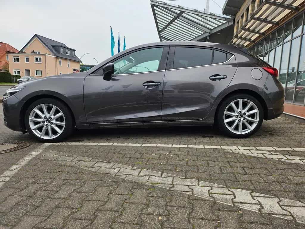 Mazda 3 2.0 SKYACTIV-G 120 Sports-Line Auto Sports... 04/2018-photo-5