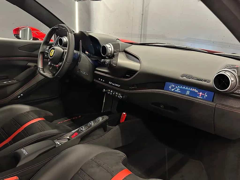 Ferrari F8 Tributo "Only 4.000 Km" FULL CARBON !!! 03/2023-photo-9