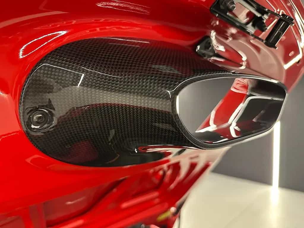 Ferrari F8 Tributo "Only 4.000 Km" FULL CARBON !!! 03/2023-photo-38