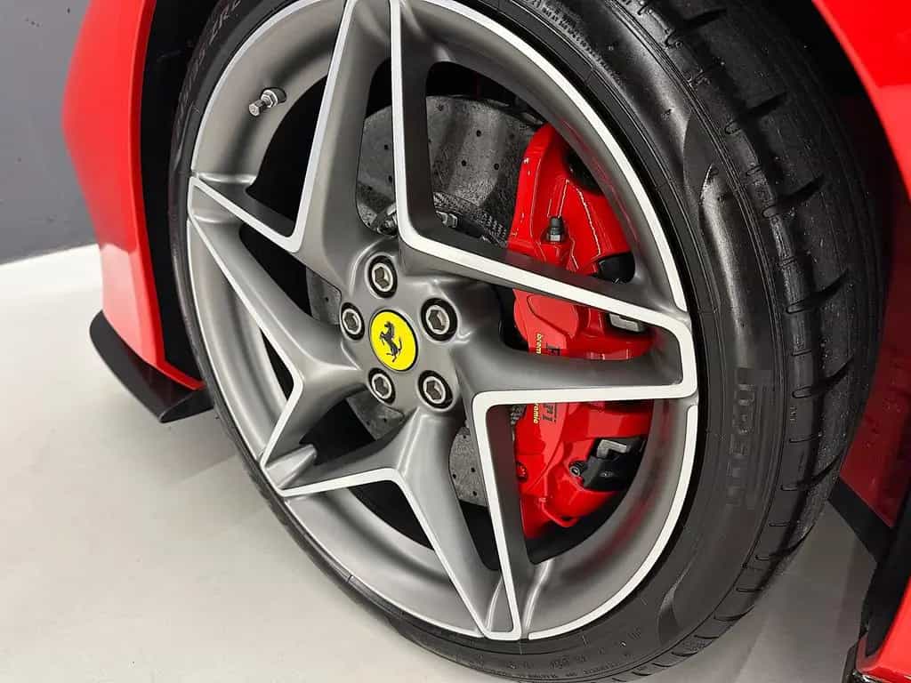 Ferrari F8 Tributo "Only 4.000 Km" FULL CARBON !!! 03/2023-photo-7
