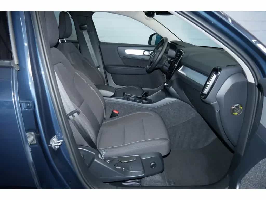 Volvo XC40 Momentum Pro 2WD T3 LED+Navi+Kamera+PDC+18' 09/2021-photo-11