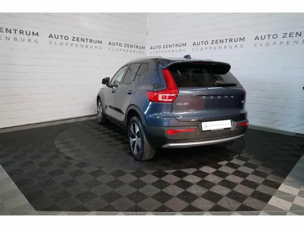 Volvo XC40 Momentum Pro 2WD T3 LED+Navi+Kamera+PDC+18' 09/2021-photo-2