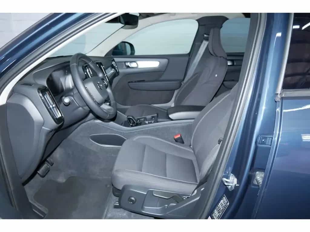 Volvo XC40 Momentum Pro 2WD T3 LED+Navi+Kamera+PDC+18' 09/2021-photo-8