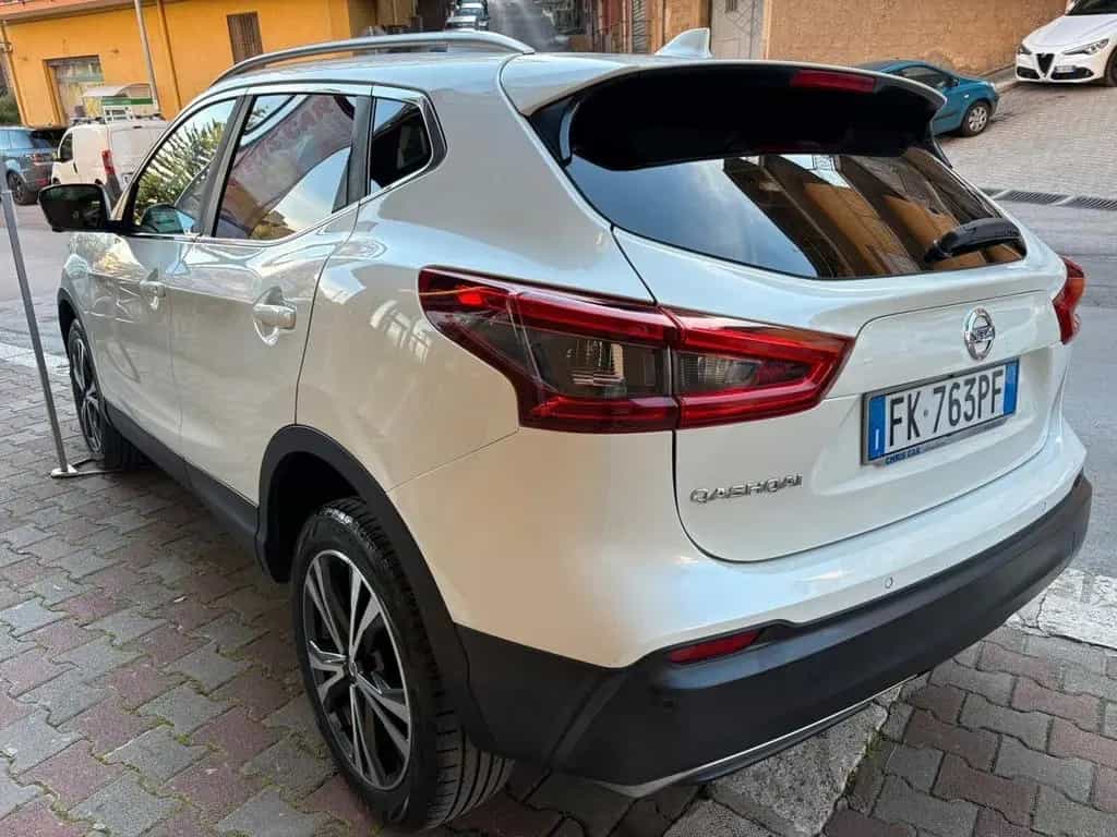 Nissan Qashqai 1.5 dCi N-Connecta + TETTO 10/2017-photo-5