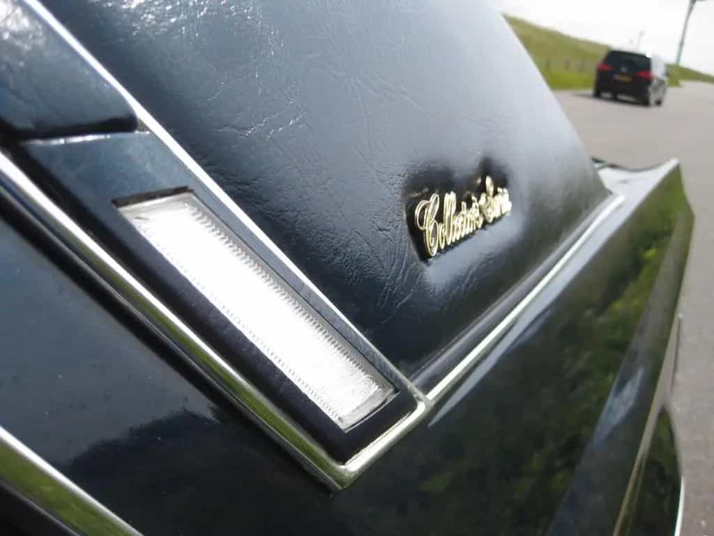 Lincoln Continental 09/1979-photo-13