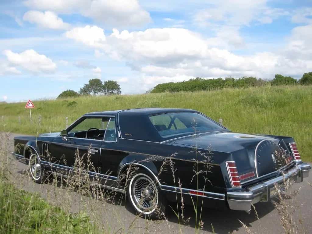 Lincoln Continental 09/1979-photo-14