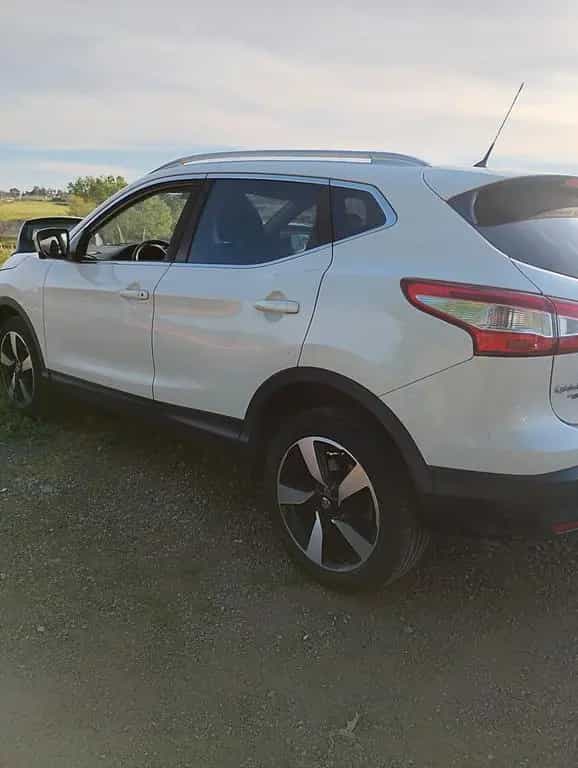 Nissan Qashqai 1.5 dCi Tekna 07/2016-photo-3