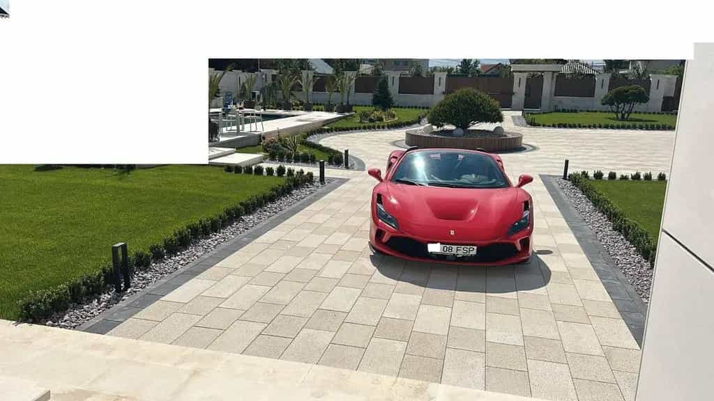 Ferrari F8 Spider 05/2022-photo-0