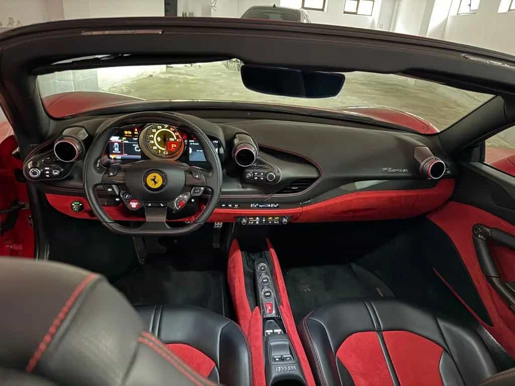 Ferrari F8 Spider 05/2022-photo-12