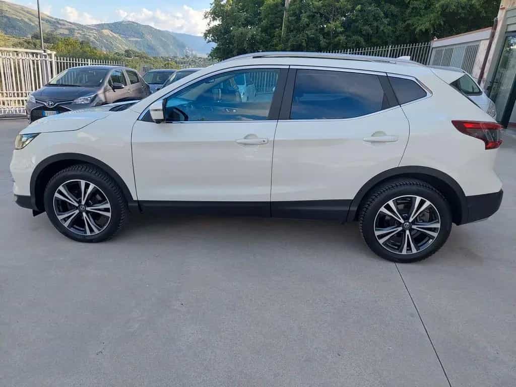 Nissan Qashqai 1.6 dCi 131CV STRA FULL NUOVISSIM 02/2018-photo-7