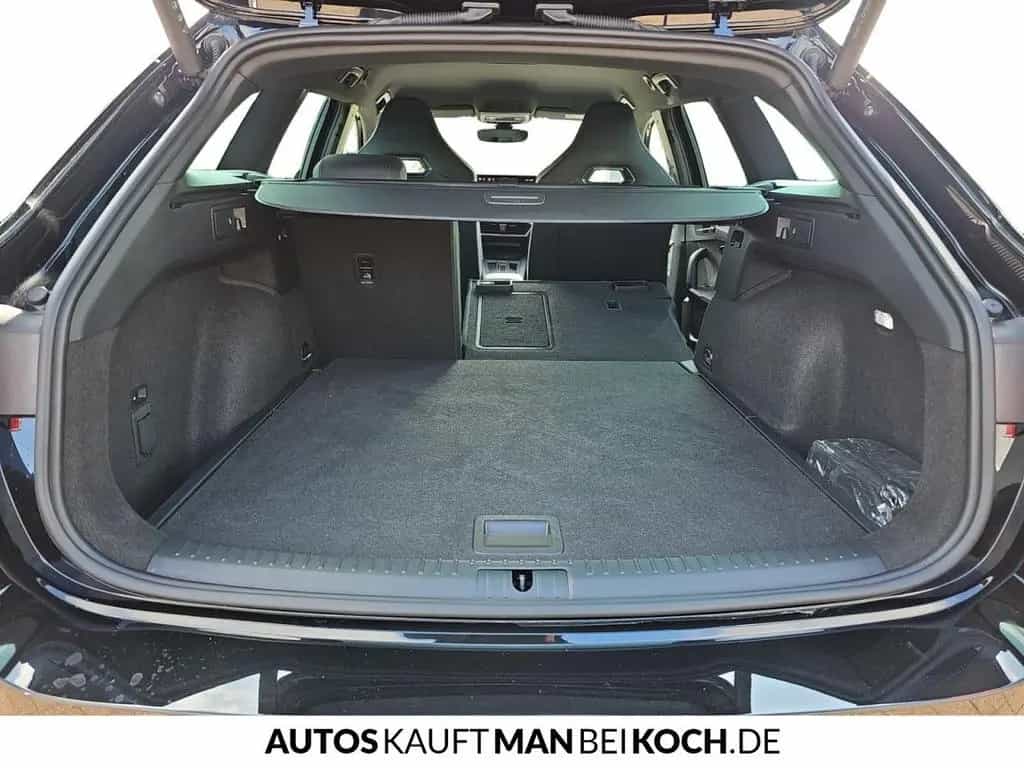 Cupra Leon Sportstourer 1.5 eTSI DSG LED NAVI DAB 03/2025-photo-15